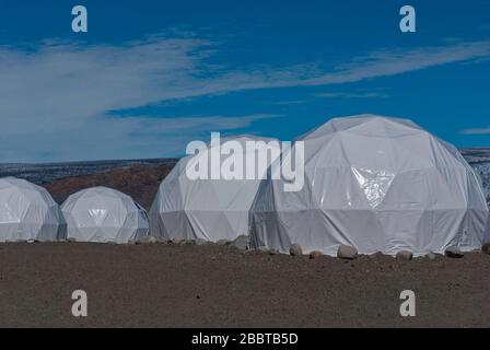 Grönland Reise-Abenteuer, Zeltlager im Kuppeltyp. Stockfoto