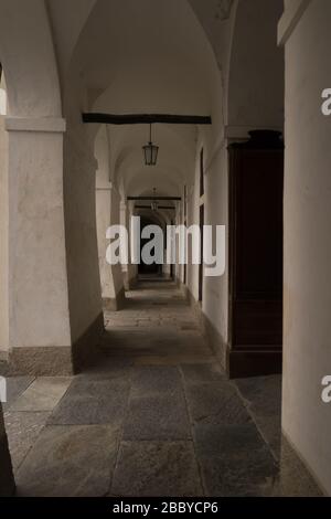 Eine allgemeine Ansicht des religiösen Komplexes von Oropa in der Region Piemont in Italien Stockfoto