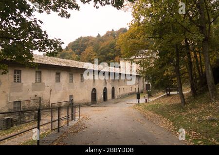 Eine allgemeine Ansicht des religiösen Komplexes von Oropa in der Region Piemont in Italien Stockfoto