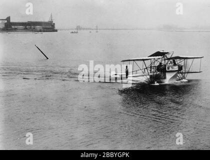 Hydroplane entworfen von Frank Herbert 'Bert' Harriman, einem frühen Luftfahrtpionier Ca. 1910-1915 Stockfoto