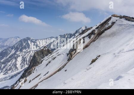 Blick vom Gipfel des Daisen (大山) in der Präfektur Tottori, Japan Stockfoto