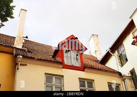 Dachgeschoss im Altbau in der Altstadt, Tallinn, Estland Stockfoto