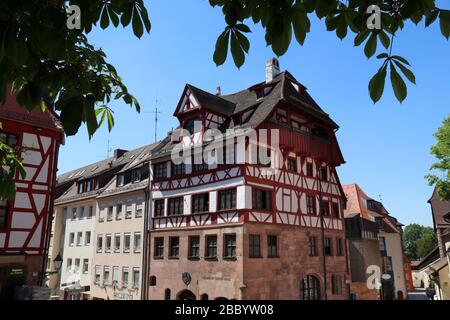 NÜRNBERG, 8. MAI 2018: Albrecht Durer Haus in der Nürnberger Altstadt, Deutschland. Albrecht Durer (oder Duerer) war ein deutscher Renaissance-Maler. Stockfoto