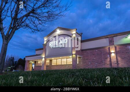 New Hartford, New York - 1. April 2020: Die Rite-Aid Corporation ist die größte amerikanische Pharmazie- und Drogerie-Kette in den USA. Stockfoto