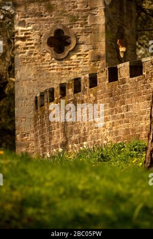 Stainborough Castle Folly, Wentworth Castle Gardens, South Yorkshire Stockfoto