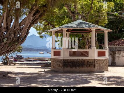 Bandstand, typische Bauweise kleiner Städte und Dörfer, in denen Bürgerveranstaltungen stattfinden, Paqueta Island, Rio de Janeiro, Brasilien Stockfoto