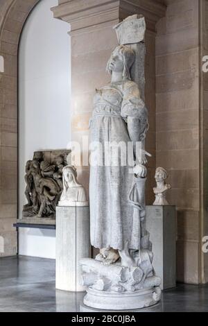 JOAN OF ARC VON ALPHONSE AMEDEE CORDONNIER AUS DEM JAHR 1848, SAAL DER SKULPTUREN DES 19. JAHRHUNDERTS, PALAST DER SCHÖNEN KÜNSTE, LILLE, NORD, FRANKREICH Stockfoto