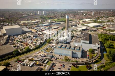 London Energy Ecopark Abfall-zu-Energie-Kraftwerk und Verbrennungsanlage und das umliegende Industriegebiet in Edmonton, North London. Stockfoto