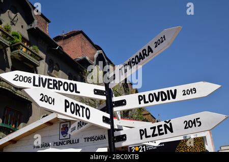 Rumänien, Timis, Timisoara, Wegweiser zur Kulturstadt Europas, Piata Victoriei, Altstadt. Stockfoto