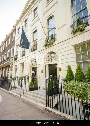 Das New College of the Humanities befindet sich in einem großen georgianischen Stadthaus am Bedford Square, London. Stockfoto