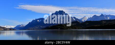 Blick über Lago Gray, den Nationalpark Torres del Paine, die Region Magallanes, Patagonien, Chile Stockfoto