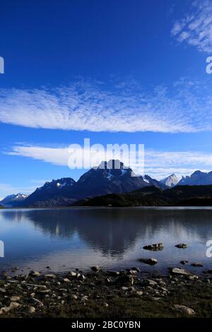 Blick über Lago Gray, den Nationalpark Torres del Paine, die Region Magallanes, Patagonien, Chile Stockfoto