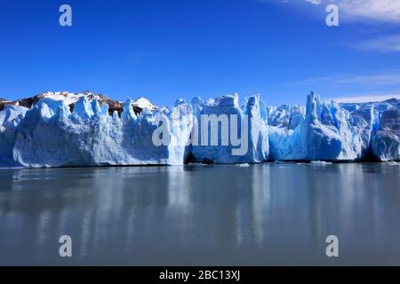 Blick auf den Grauen Gletscher, Lago Gray, den Nationalpark Torres del Paine, die Region Magallanes, Patagonien, Chile Stockfoto