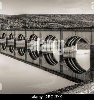 Ladybower Reservoir, Peak District, Derbyshire, Großbritannien Stockfoto