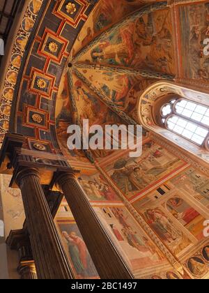 Benozzo Gozzoli Freskos, Museum Complex von San Francesco, Museo San Francesco, Montefalco, Umbrien, Italien, Europa Stockfoto