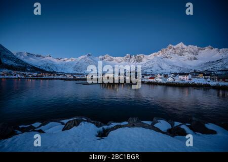 Mefjord Brygge, Mefjordvaer, Senja, Norwegen. Stockfoto