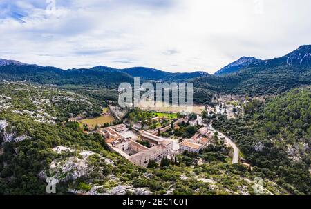 Kloster Lluc, Santuari de Lluc, Serra de Tramuntana, Drohnenaufnahme, Mallorca, Balearen, Spanien Stockfoto