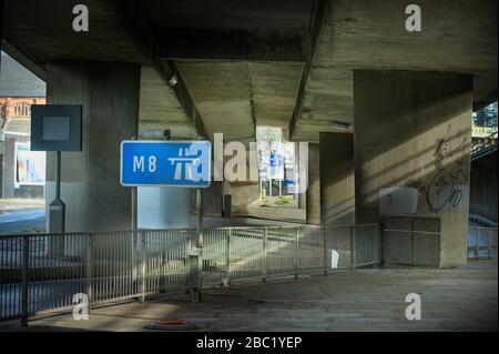 Glasgow M8 Autobahn, Charing Cross Gebiet von Glasgow während des Coronavirus, ovid 19 Sperrstelle Stockfoto