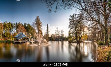 Leckerer Fisch (Rybarska basta) in Rajecke Teplice, Slowakei Stockfoto