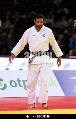 Paris, Frankreich - 9. Februar 2020: Sagi Muki für Israel gegen Sharofiddin Baltabojew für Usbekistan, Männer -81 kg, Viertelfinale (Credit: Mickael Chavet) Stockfoto