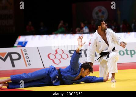 Paris, Frankreich - 9. Februar 2020: Sagi Muki für Israel gegen Christian Parlati für Italien, Männer -81 kg, Runde vier (Credit: Mickael Chavet) Stockfoto