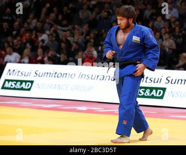 Paris, Frankreich - 9. Februar 2020: Sagi Muki für Israel gegen Sharofiddin Baltabojew für Usbekistan, Männer -81 kg, Viertelfinale (Credit: Mickael Chavet) Stockfoto