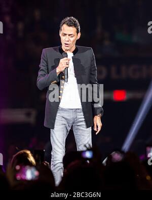 Latin Singing Sensation Marc Anthony tritt in der American Airlines Arena in Miami, Florida auf. Stockfoto