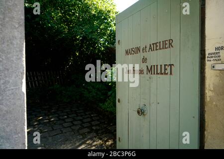 Der Eingang des Hauses und des Studios von Jean Francois Millet. Masion et Atelier de Jean Francois Millet.Barbizon.seine-et-Marne.France Stockfoto