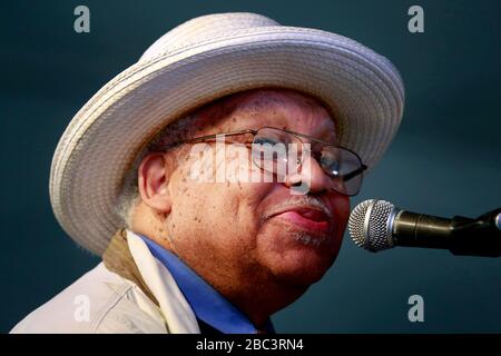 Ellis Marsalis, legendäre und Bebop- und Jazzpianistin. Mit Sohn Delfeayo. Stockfoto