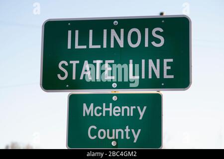 Big Foot Prairie, Illinois, USA. Schild, das die Grenze zwischen Illinois und Wisconsin definiert. Stockfoto