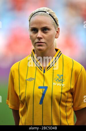 Die schwedische Lisa Dahlkvist während des Schweden gegen Südafrika Womens Football, First Round, Spiel der Gruppe F im City of Coventry Stadium, Coventry. Stockfoto