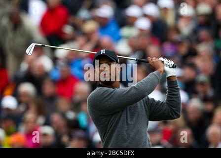 US-Tiger Woods am 5. Abschlag Stockfoto