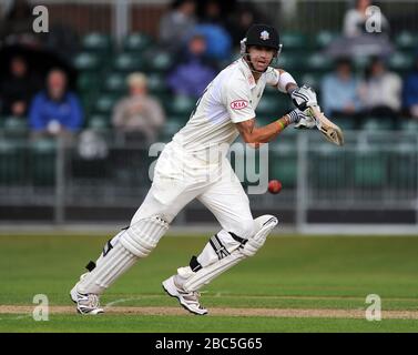 Surreys Kevin Pietersen im Kampf gegen Lancashire. Stockfoto