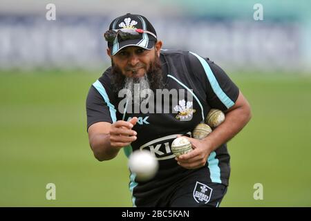 Spin Bowling Trainer der Surrey Lions, Mushtaq Ahmed Stockfoto