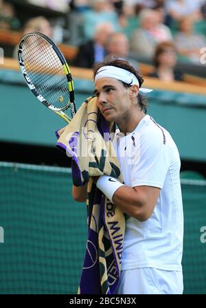 Spaniens Rafael Nadal reagiert in seinem Spiel gegen Tschechiens Lukas Rosol Stockfoto