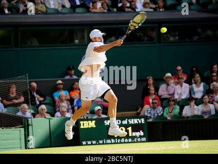 Andy Roddick aus den USA im Einsatz gegen Spaniens David Ferrer Stockfoto