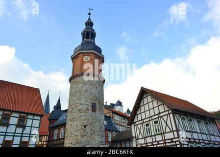 In der Altstadt von Stollberg, Deutschland, im Harz, sind Fachwerkhäuser Stockfoto