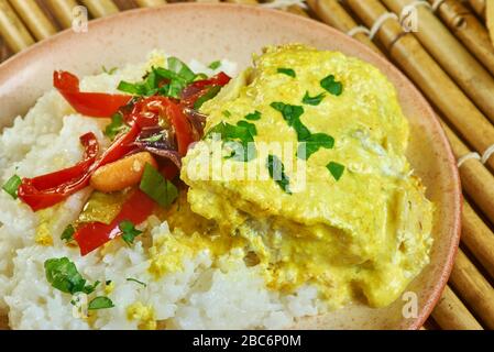 Goan Cod Curry, an der Westküste Indiens gelegen, regionale Küche, bekannt für Meeresfrüchte und Kokosmilch Stockfoto