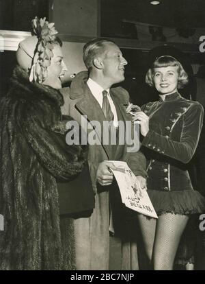 Die amerikanische Sängerin Jeanette MacDonald und sein Ehemann Gene Raymond bei der Premiere von Key to the City Show, Egyptian Theatre, Hollywood, Cal, USA 40er Stockfoto