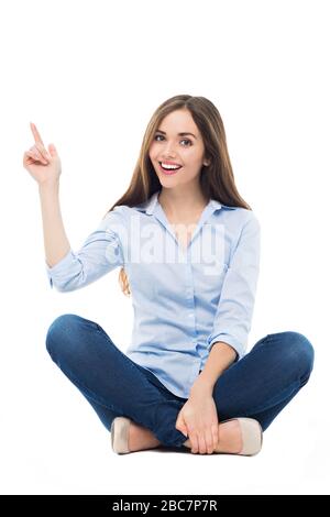 Junge Frau auf weißem Hintergrund Stockfoto