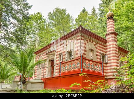 Marokkanisches Haus im Park von Schloss Linderhof, Ettal, Bayern, Deutschland Marokkanisches Haus im Park von Schloss Linderhof, Ettal, Bayern, Deutschlan Stockfoto