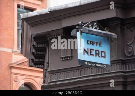 Caffe Nero Coffee Shop Chain Exterieur Logo / Signage - London Stockfoto