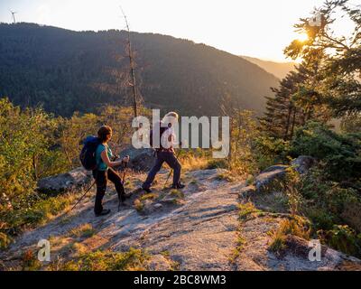 Wandern auf dem Zweilersteig, Blick von Watzeck ins Elztal Stockfoto