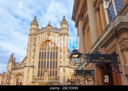 Badewanne Kathedrale und der römischen Bäder, Badewanne, Somerset, Großbritannien Stockfoto