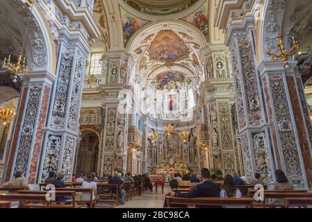 Innenansicht der Kirche von Santa Maria di Gesù, Palermo, Sizilien, Italien, Europa Stockfoto
