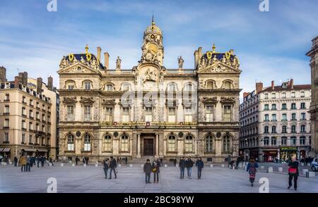 Hôtel de Ville vor dem Terreaux-Platz in Lyon, Monument historique Stockfoto
