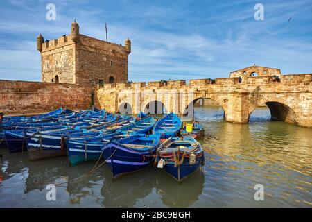 Sqala du Port, ein Turm im Hafen von Essaouira, Marokko Stockfoto