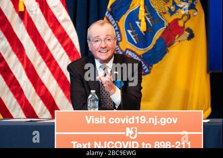 Trenton, USA, 03. April 2020. 3. April 2020 - Trenton, NJ, Vereinigte Staaten: Gouverneur von New Jersey Phil Murphy (D) spricht bei einer Pressekonferenz von Coronavirus. (Foto von Michael Brochstein/Sipa USA) Credit: SIPA USA/Alamy Live News Stockfoto