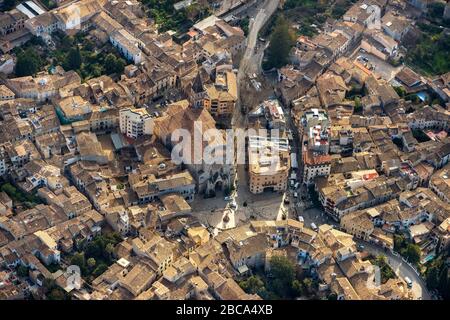 Luftbild, Blick auf die Stadt und Stadtzentrum Sóller, Sóller, Europa, Balearen, Spanien Stockfoto