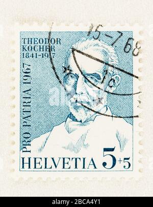 SEATTLE WASHINGTON - 3. April 2020: Nahaufnahme der Frankopatenstempel von Swiss Pro Patia mit Porträt von Theodor Kocher. Scott # B365. Stockfoto